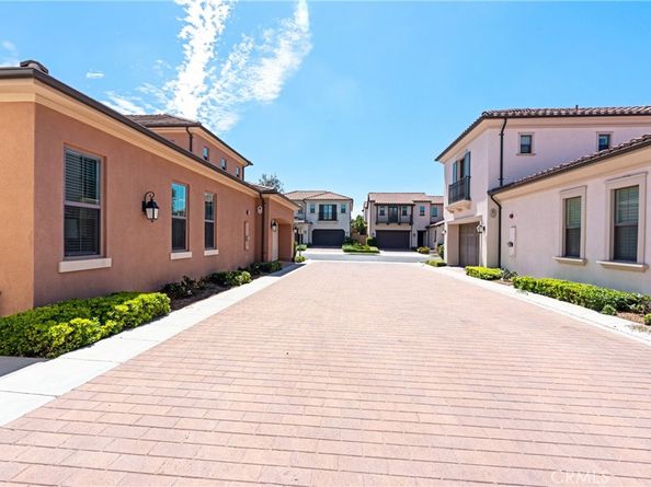 51 Runner, Irvine CA 92620