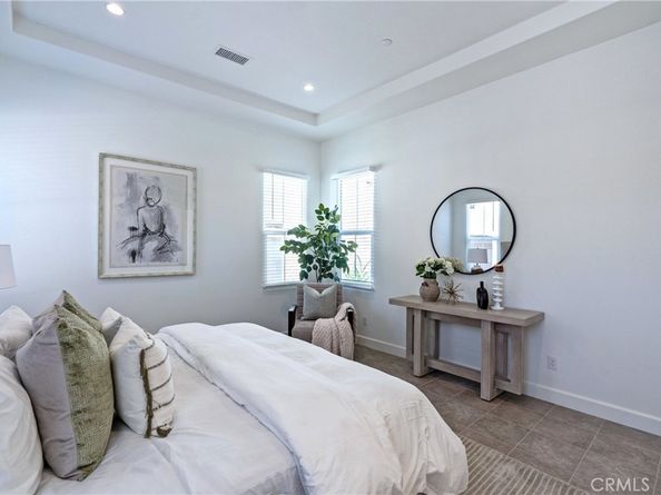 51 Runner, Irvine CA 92620