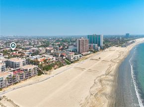 1621 E 1st Street, Long Beach CA 90802