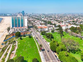 1621 E 1st Street, Long Beach CA 90802