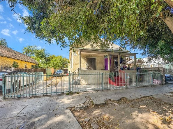 3729 Paloma Street, Los Angeles CA 90011