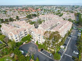 20331 Bluffside Circle 417, Huntington Beach CA 92646