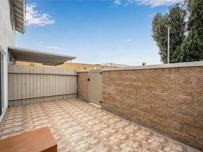 19880 Berkshire, Huntington Beach CA 92646