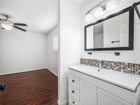19880 Berkshire, Huntington Beach CA 92646