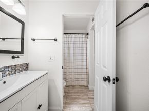 19880 Berkshire, Huntington Beach CA 92646