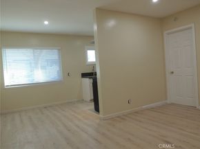 819 E 4th 1, Long Beach CA 90802