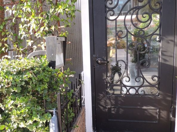 819 E 4th 1, Long Beach CA 90802