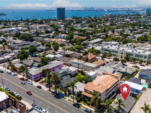 279 Redondo Avenue, Long Beach CA 90803