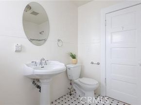 279 Redondo Avenue, Long Beach CA 90803