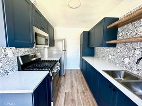279 Redondo Avenue, Long Beach CA 90803