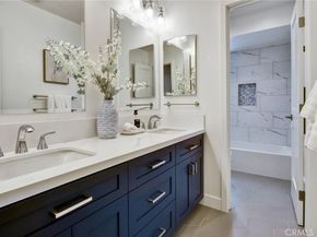 5515 Thunderbird, La Jolla CA 92037