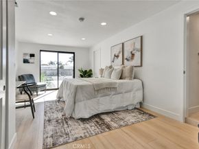 5515 Thunderbird, La Jolla CA 92037