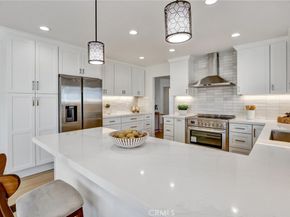 5515 Thunderbird, La Jolla CA 92037