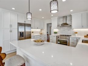 5515 Thunderbird, La Jolla CA 92037