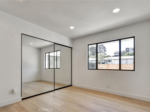 5515 Thunderbird, La Jolla CA 92037