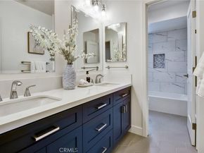 5515 Thunderbird, La Jolla CA 92037