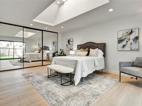 5515 Thunderbird, La Jolla CA 92037