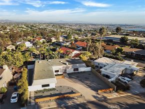 5515 Thunderbird, La Jolla CA 92037