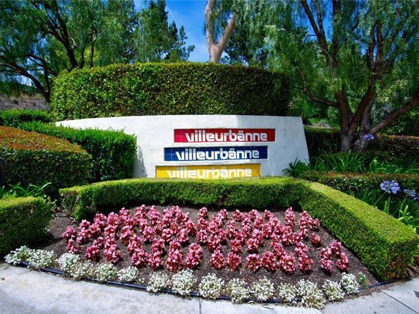 166 N Singingwood Street 3, Orange CA 92869