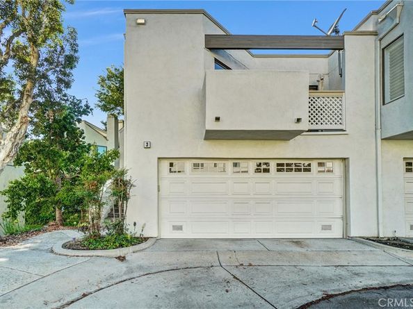 166 N Singingwood Street 3, Orange CA 92869