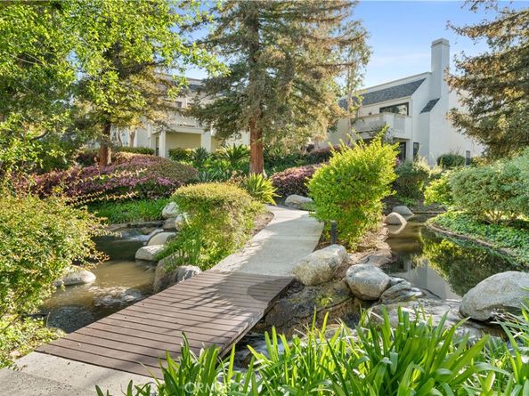 166 N Singingwood Street 3, Orange CA 92869