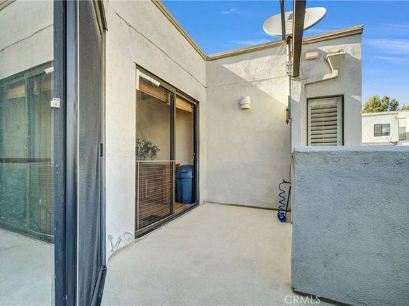 166 N Singingwood Street 3, Orange CA 92869