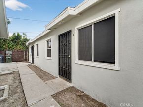 1043 W 95th Street, Los Angeles CA 90044