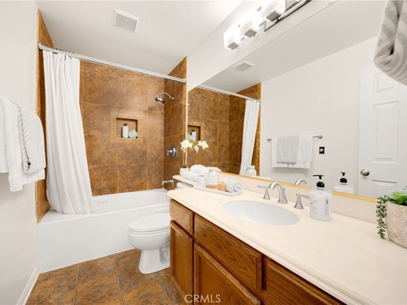 13575 Murphy Hill Drive, Whittier CA 90601