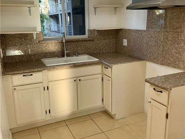 707 W 4th 7, Long Beach CA 90802