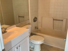 707 W 4th 7, Long Beach CA 90802