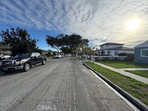 2941 Baltic, Long Beach CA 90810