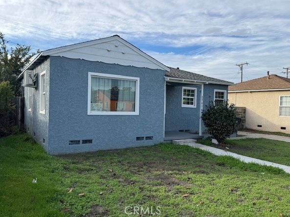 2941 Baltic, Long Beach CA 90810