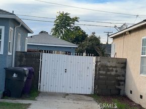 2941 Baltic, Long Beach CA 90810