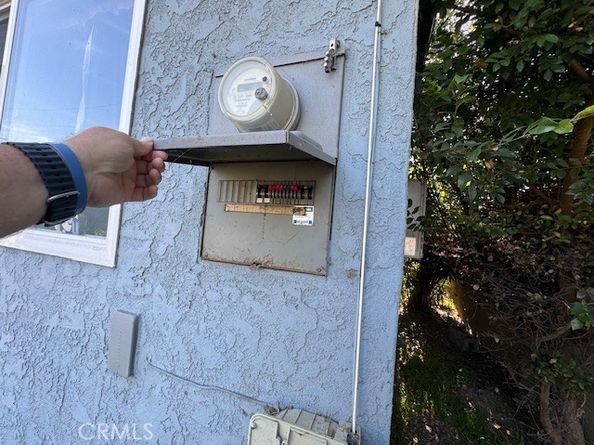 2941 Baltic, Long Beach CA 90810