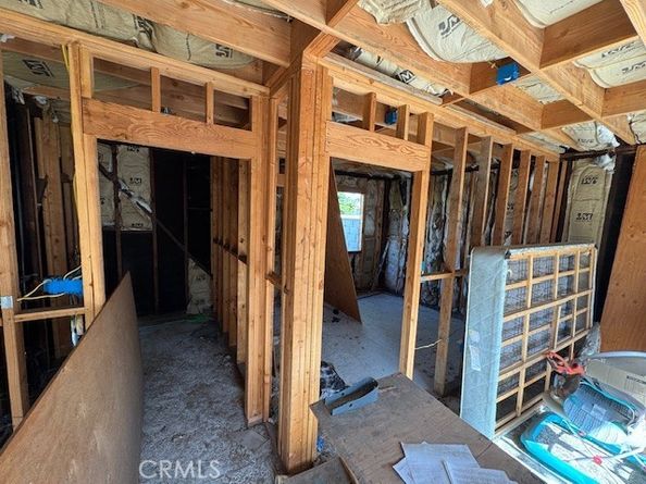 2941 Baltic, Long Beach CA 90810