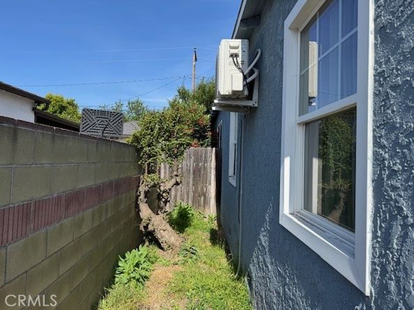 2941 Baltic, Long Beach CA 90810