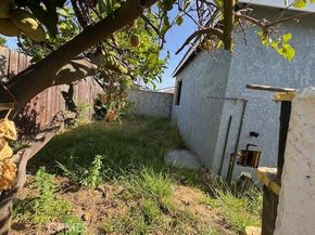 2941 Baltic, Long Beach CA 90810