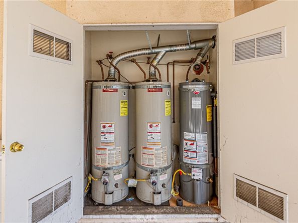 1125 Linden Avenue, Long Beach CA 90813