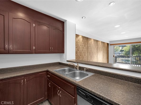 7890 4A E Spring Street 4A, Long Beach CA 90815