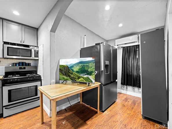 6362 Darlington Avenue, Buena Park CA 90621