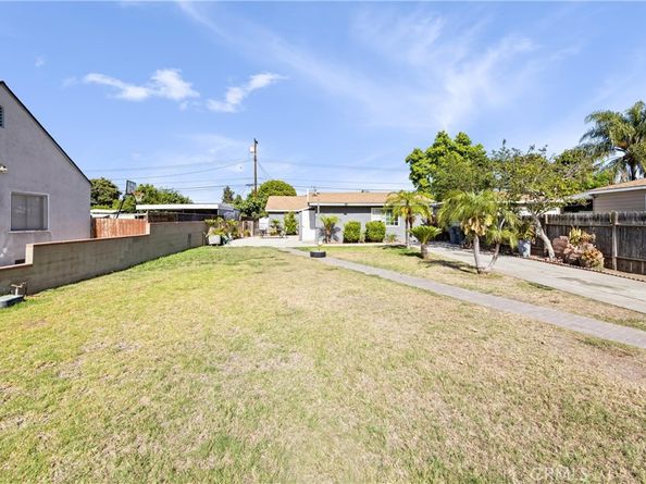 6362 Darlington Avenue, Buena Park CA 90621