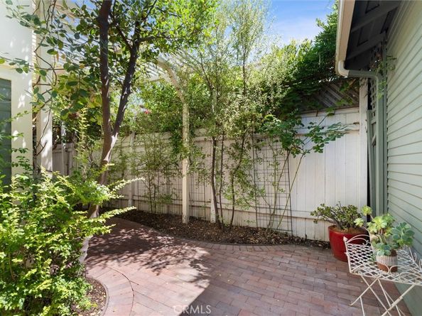 318 Saint Joseph Avenue, Long Beach CA 90814