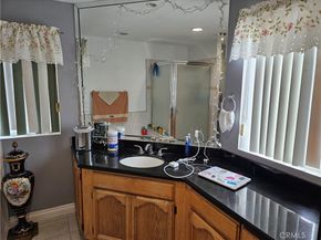 1517 S Westmoreland Avenue, Los Angeles CA 90006