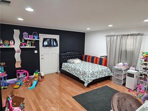 1517 S Westmoreland Avenue, Los Angeles CA 90006