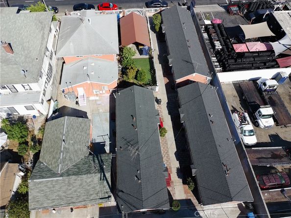 1517 S Westmoreland Avenue, Los Angeles CA 90006