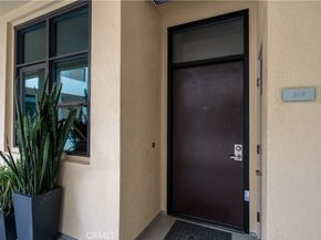 133 The Promenade N 319, Long Beach CA 90802
