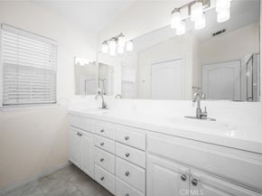 5740 S Glennie Lane C, Los Angeles CA 90016