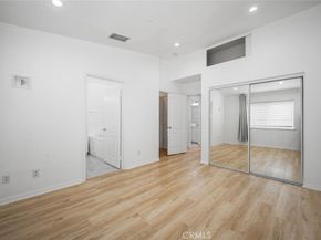 5740 S Glennie Lane C, Los Angeles CA 90016