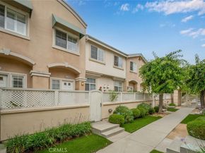 5740 S Glennie Lane C, Los Angeles CA 90016