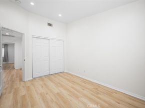 5740 S Glennie Lane C, Los Angeles CA 90016